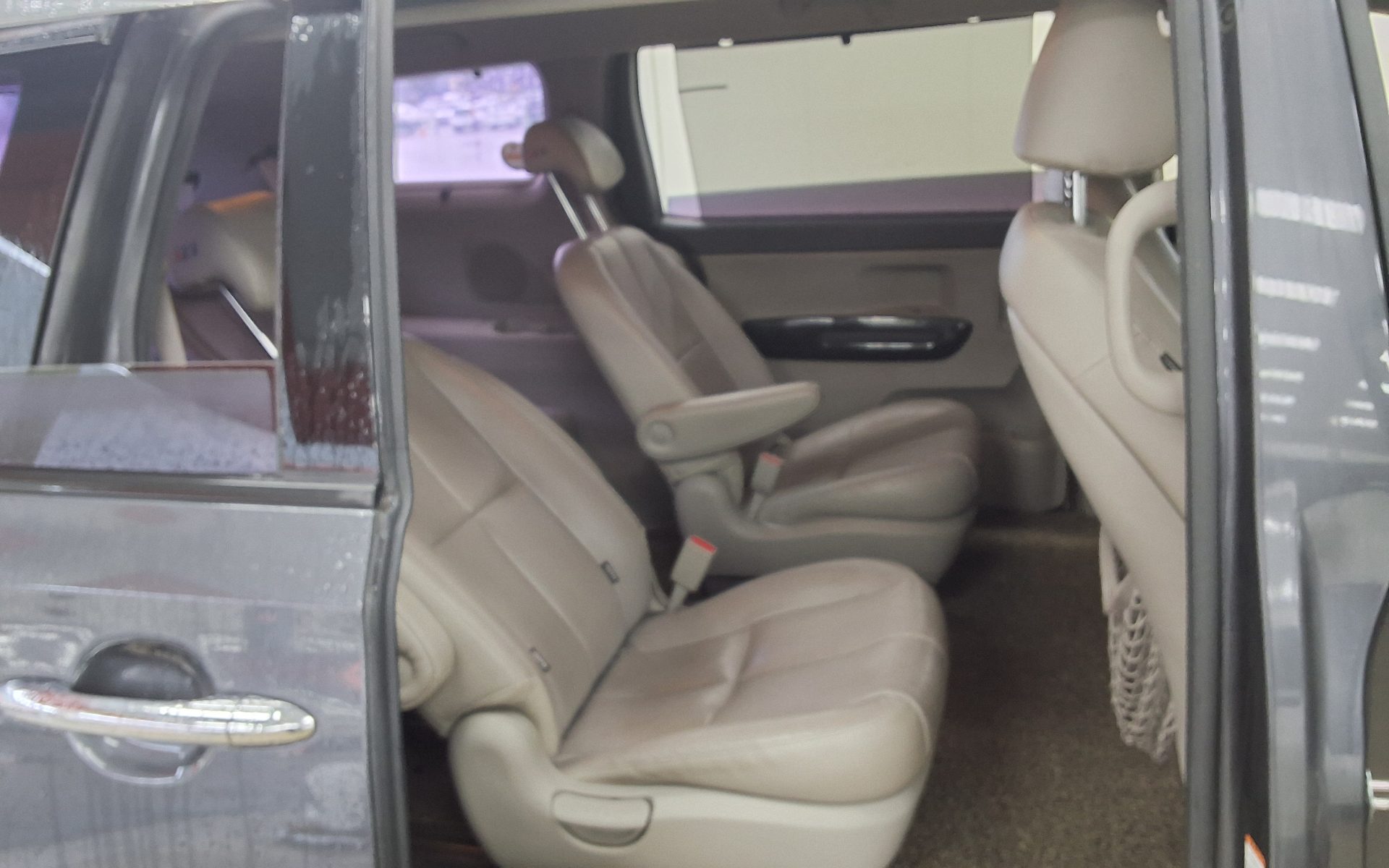 2015 - kia carnival