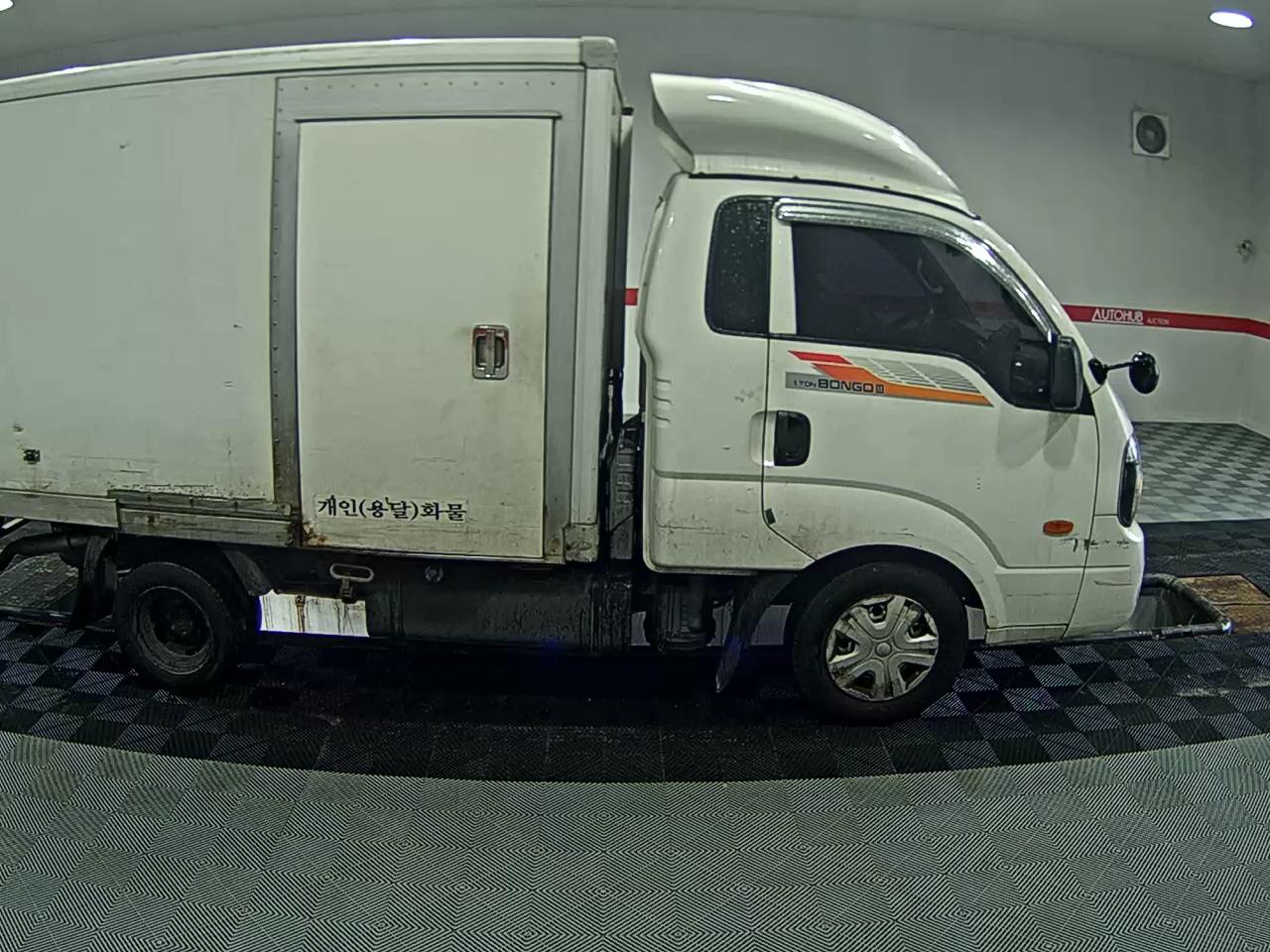 2017 - kia bongo
