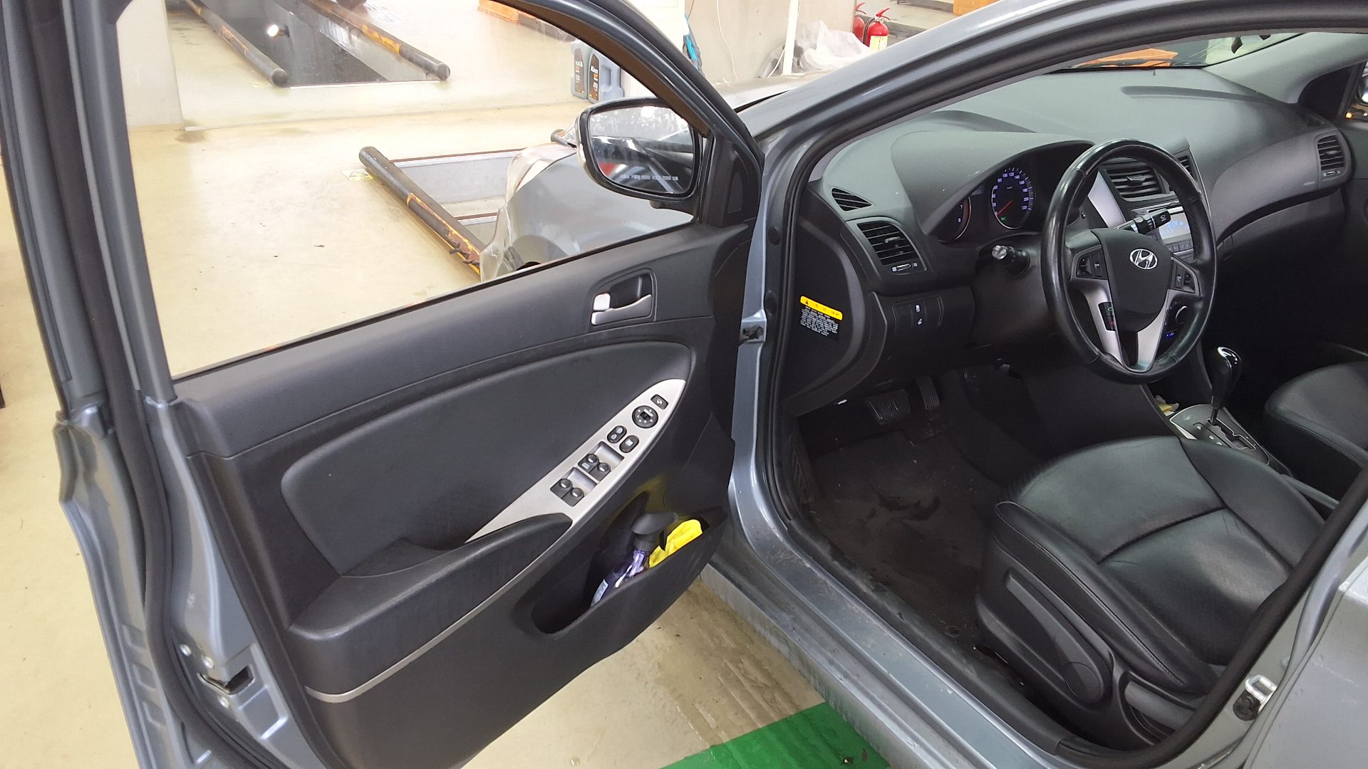 2019 - hyundai accent