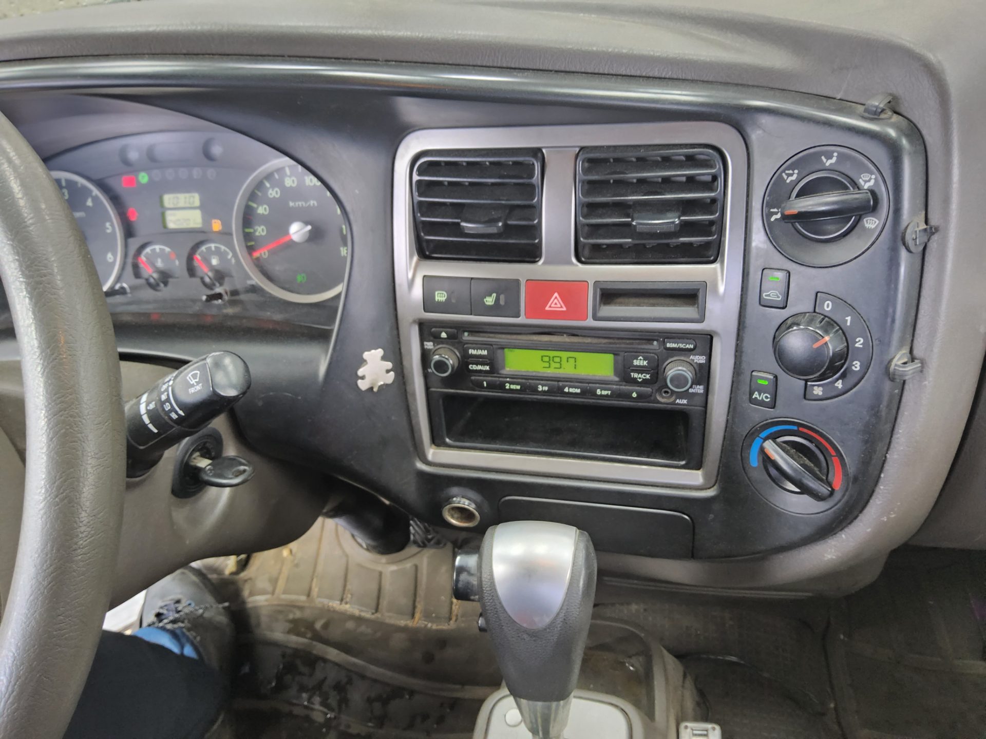 2013 - hyundai porter