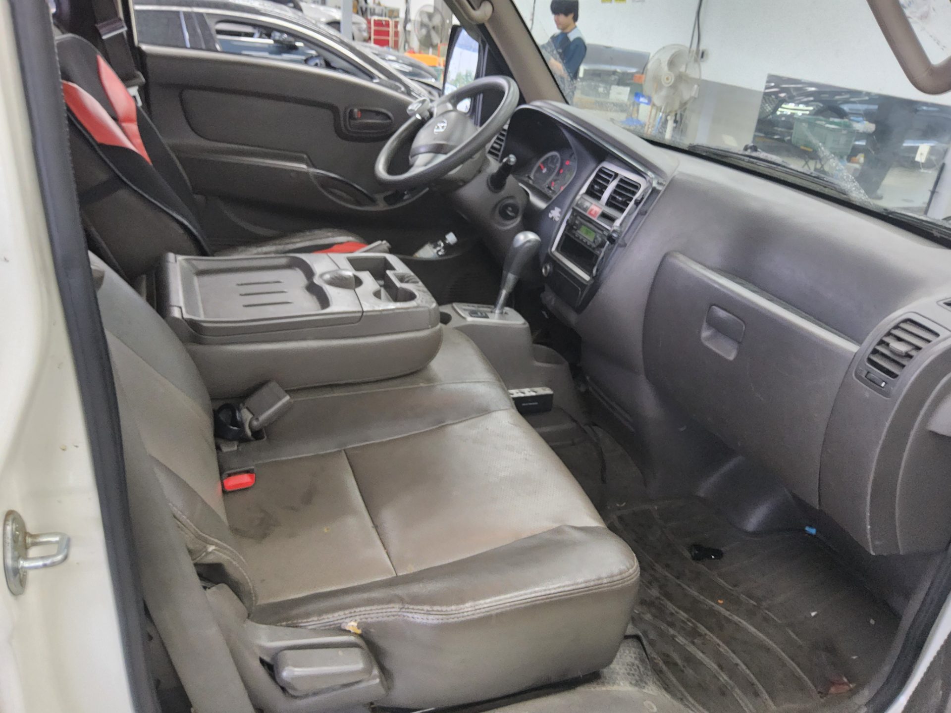 2013 - hyundai porter