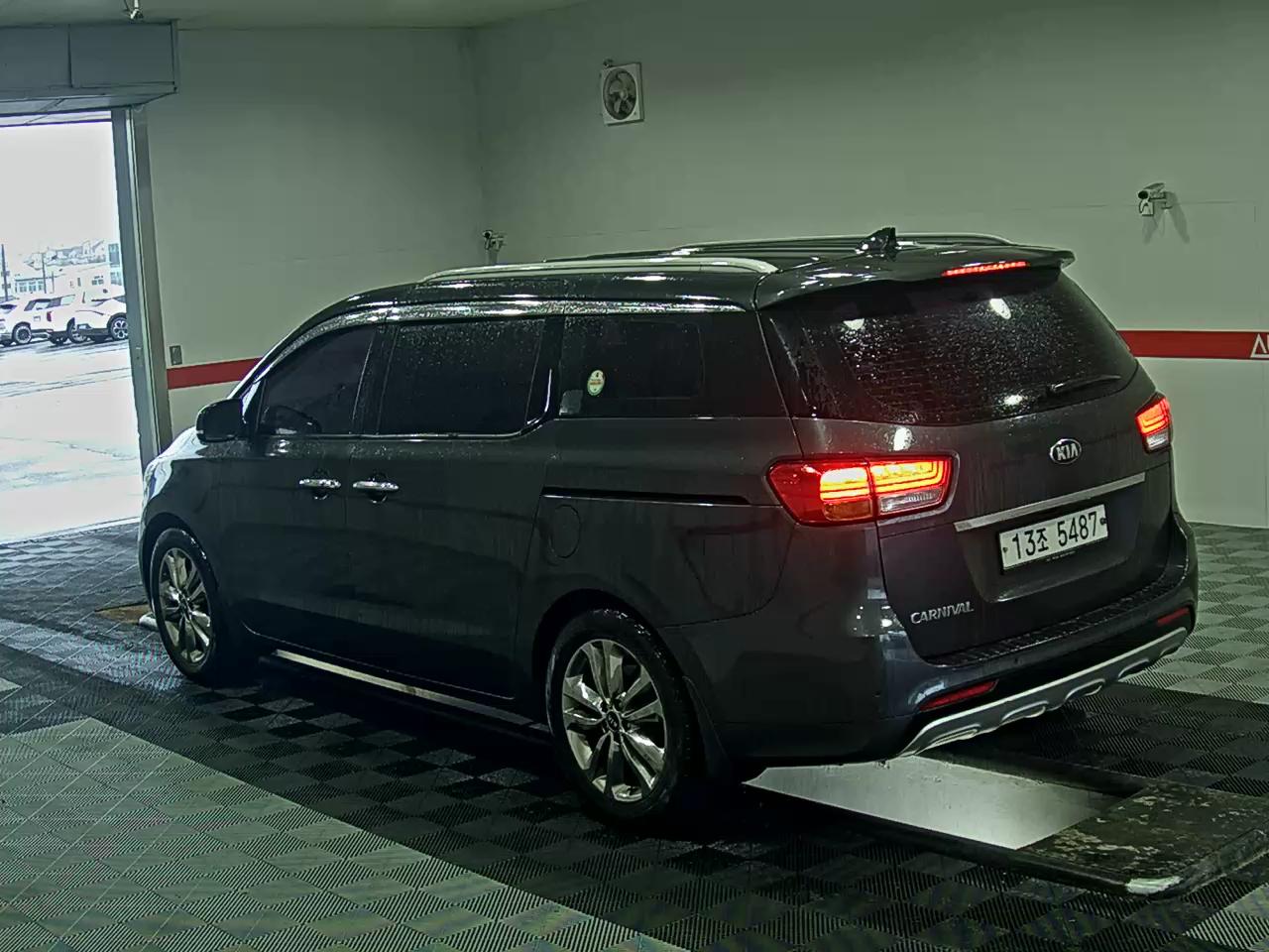 2015 - kia carnival