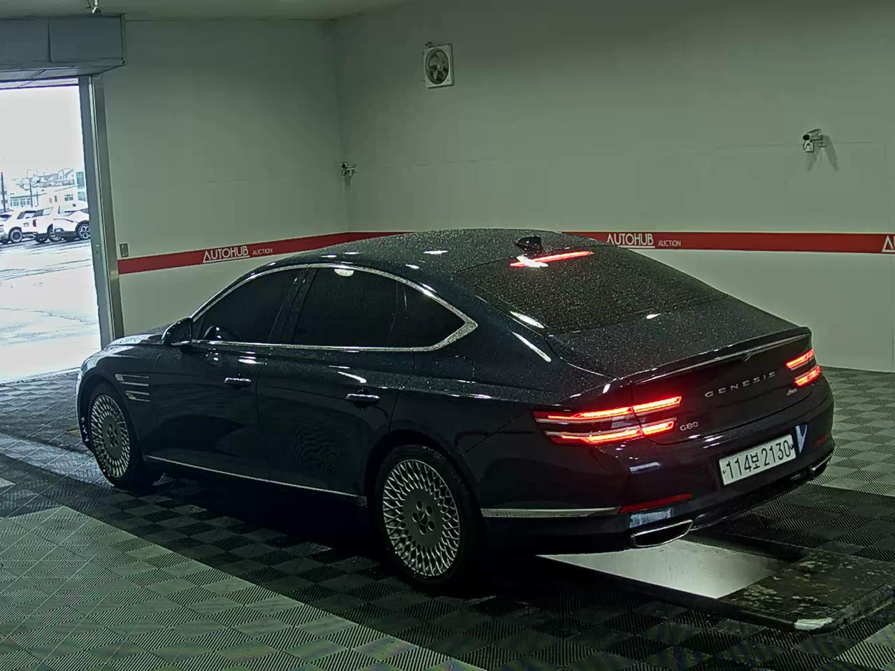 2021 - genesis g80