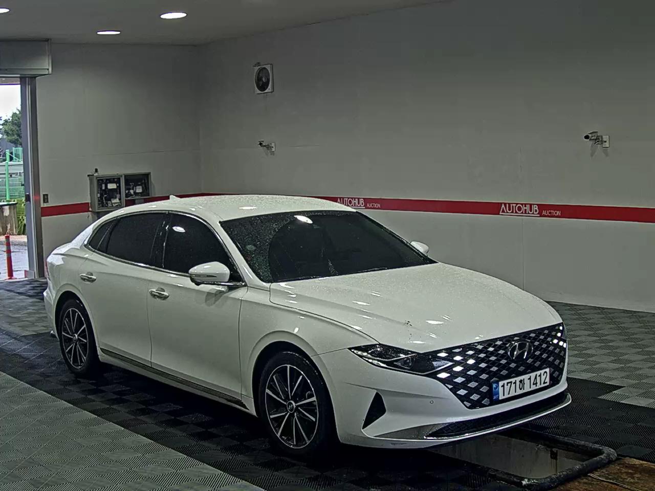 2022 - hyundai grandeur