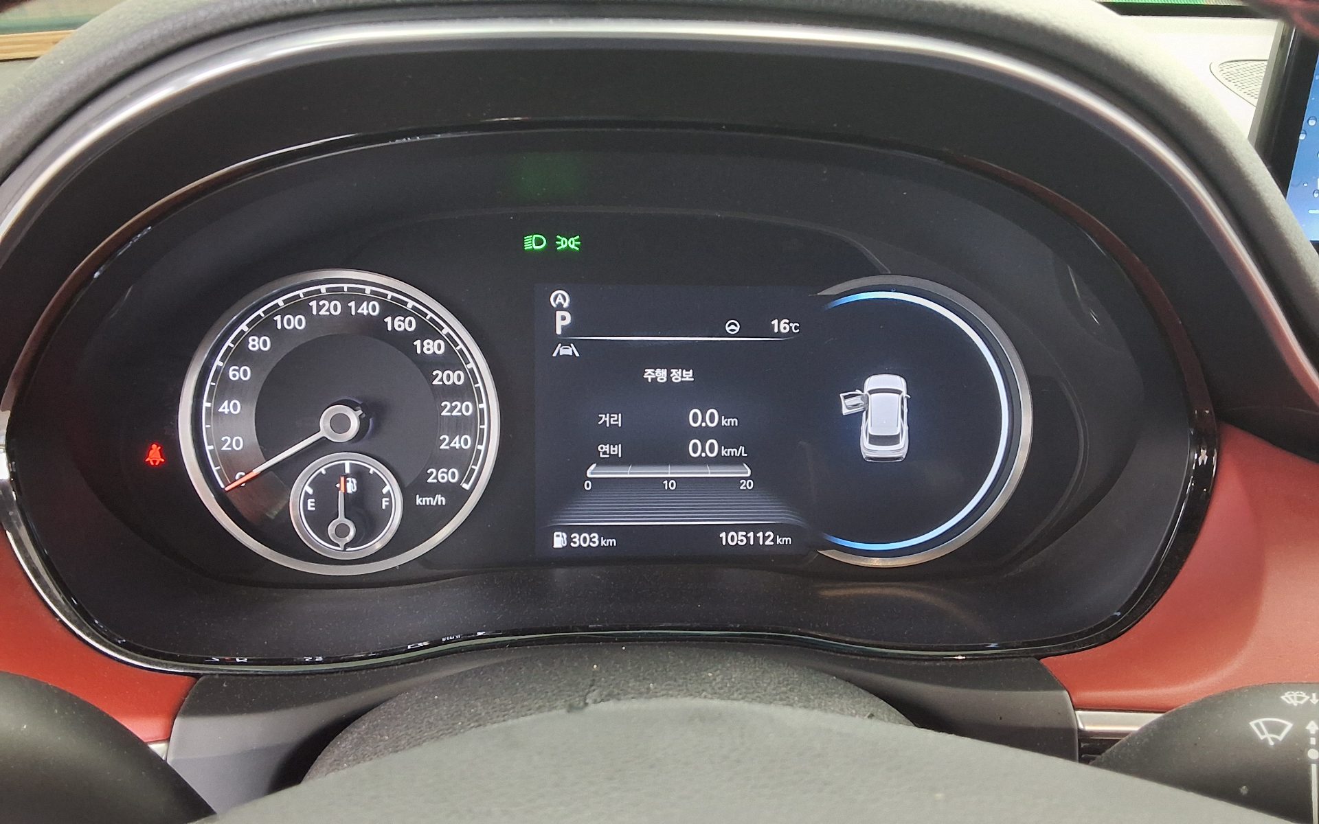 2021 - genesis gv70