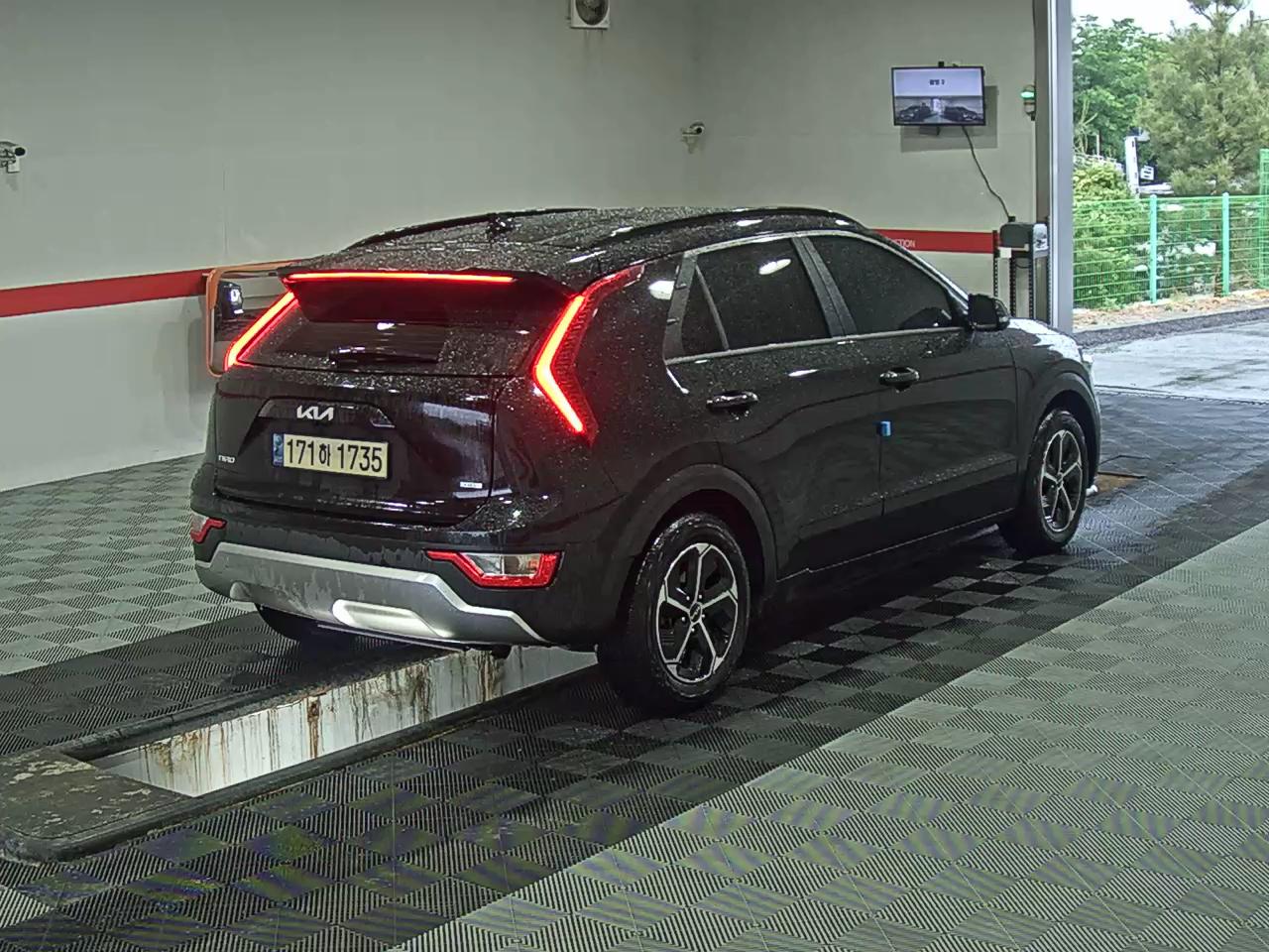 2022 - kia niro
