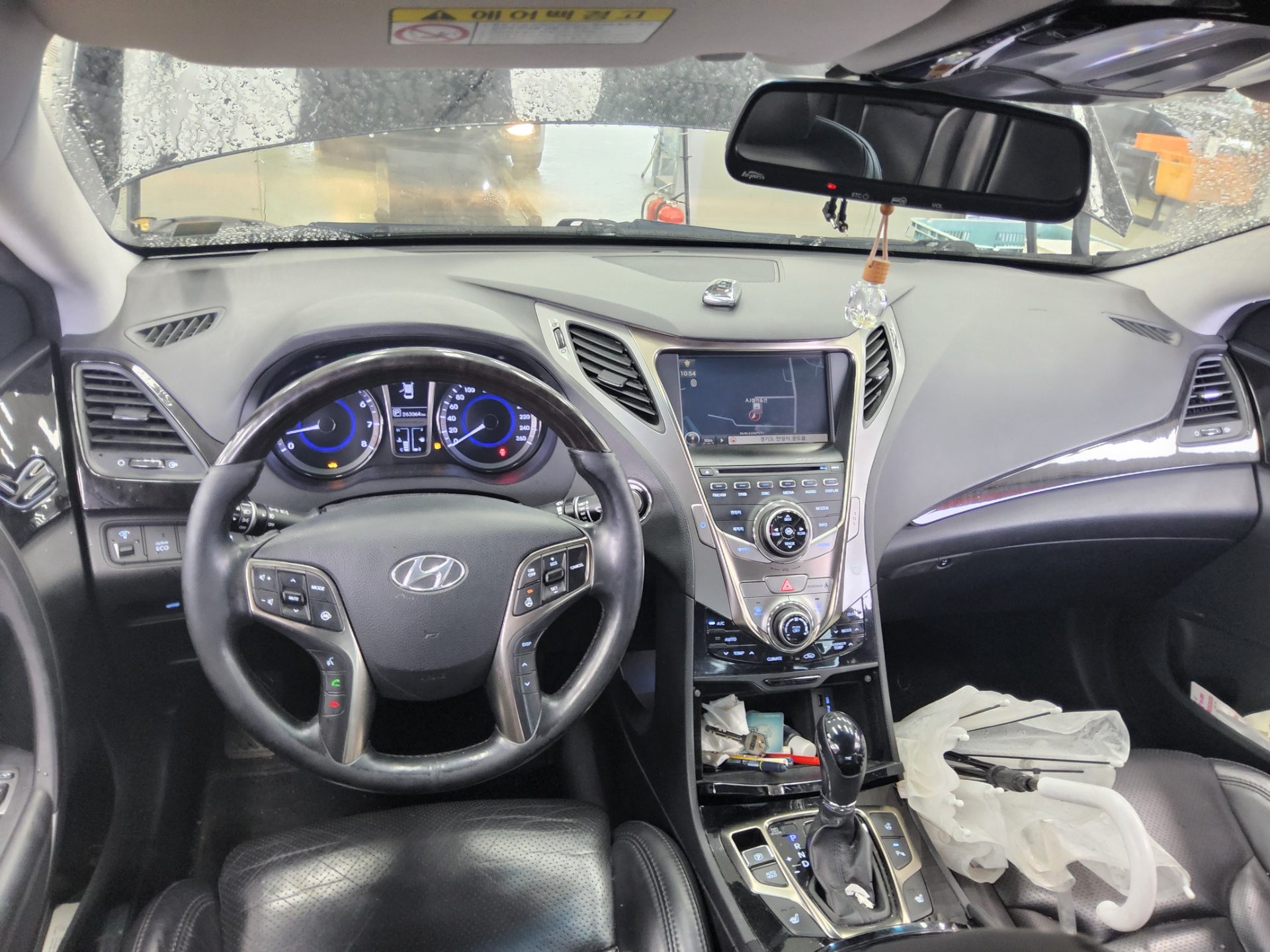 2012 - hyundai grandeur