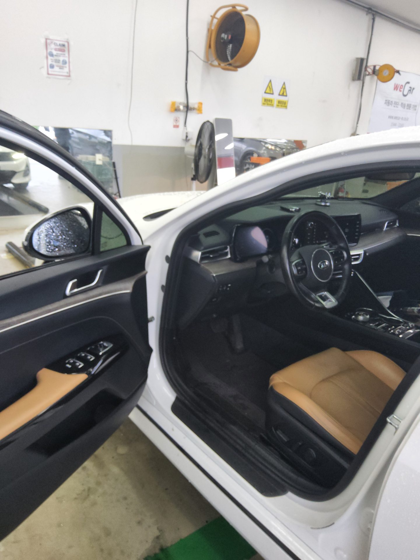 2021 - kia k5