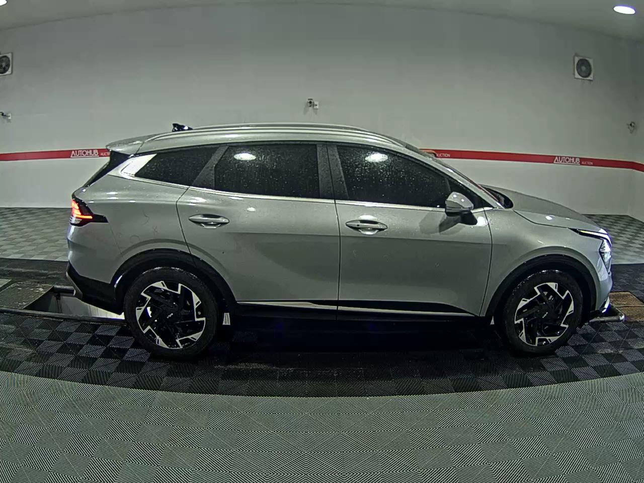 2022 - kia sportage