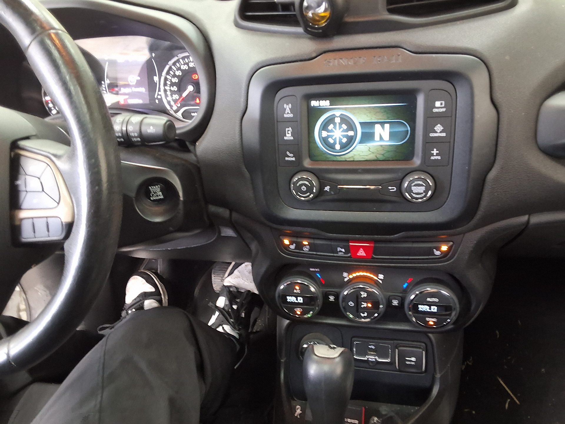 2016 - jeep renegade