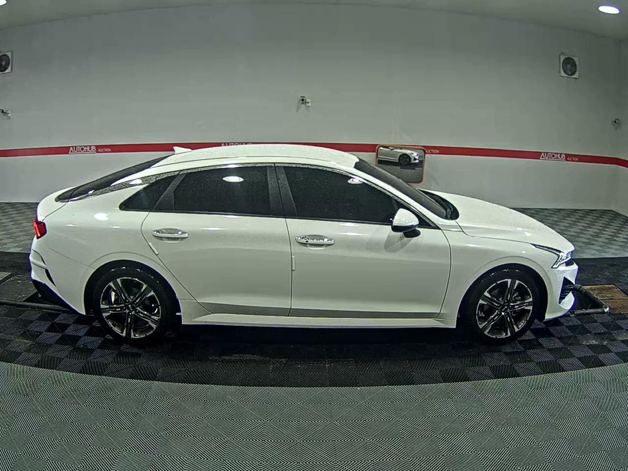 2021 - kia k5