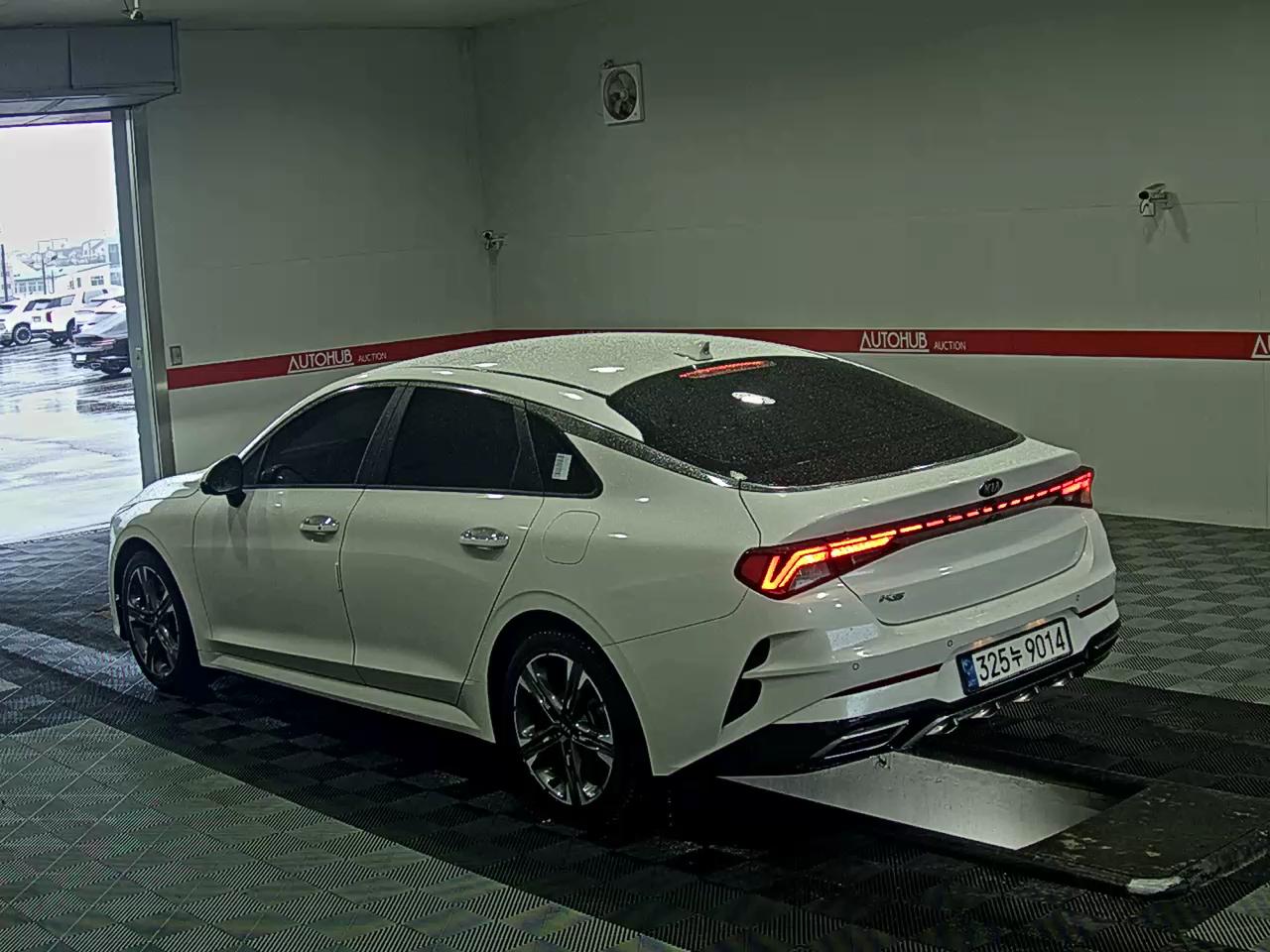 2021 - kia k5