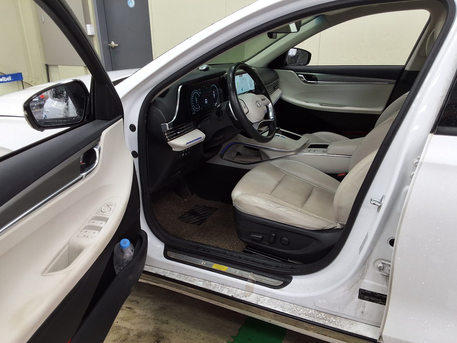 2022 - hyundai grandeur