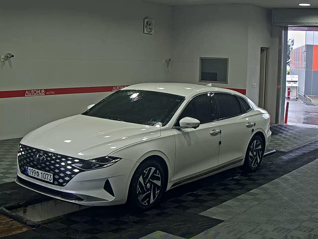 HYUNDAI GRANDEUR HEV