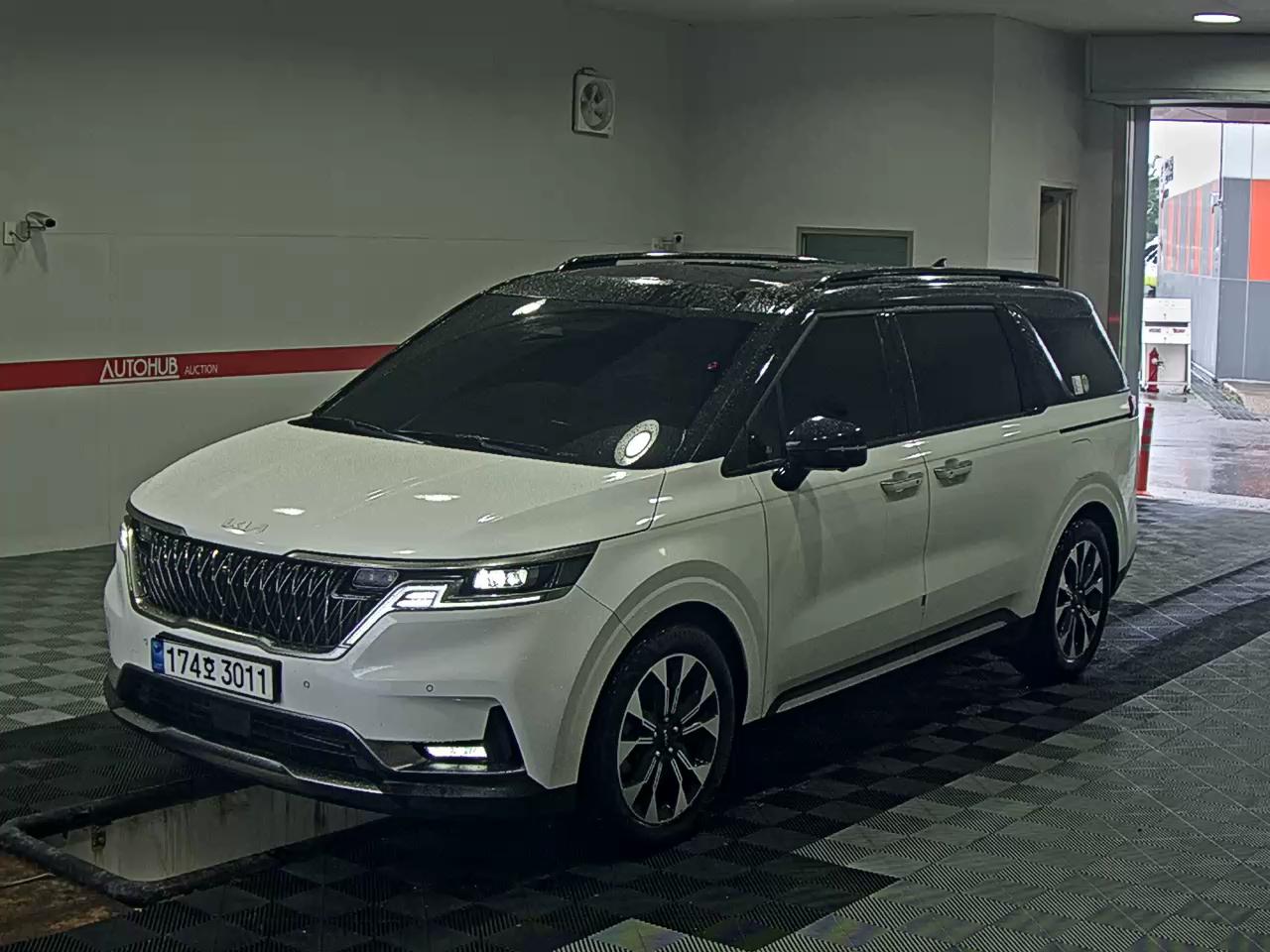 KIA CARNIVAL (KA4)