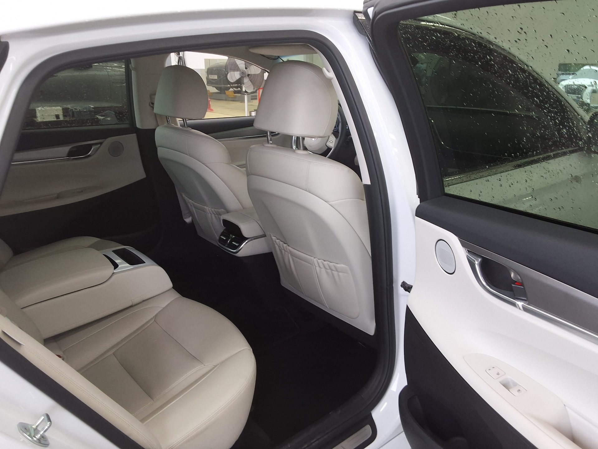 2022 - hyundai grandeur