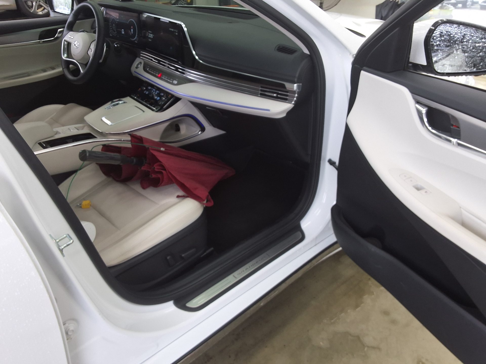 2022 - hyundai grandeur