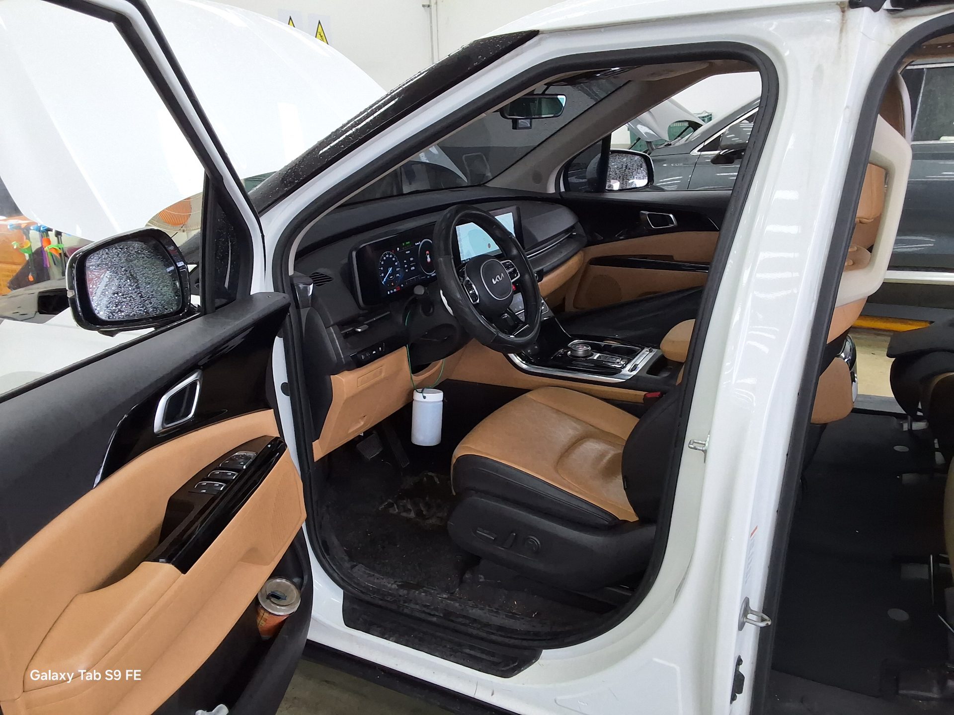 2023 - kia carnival