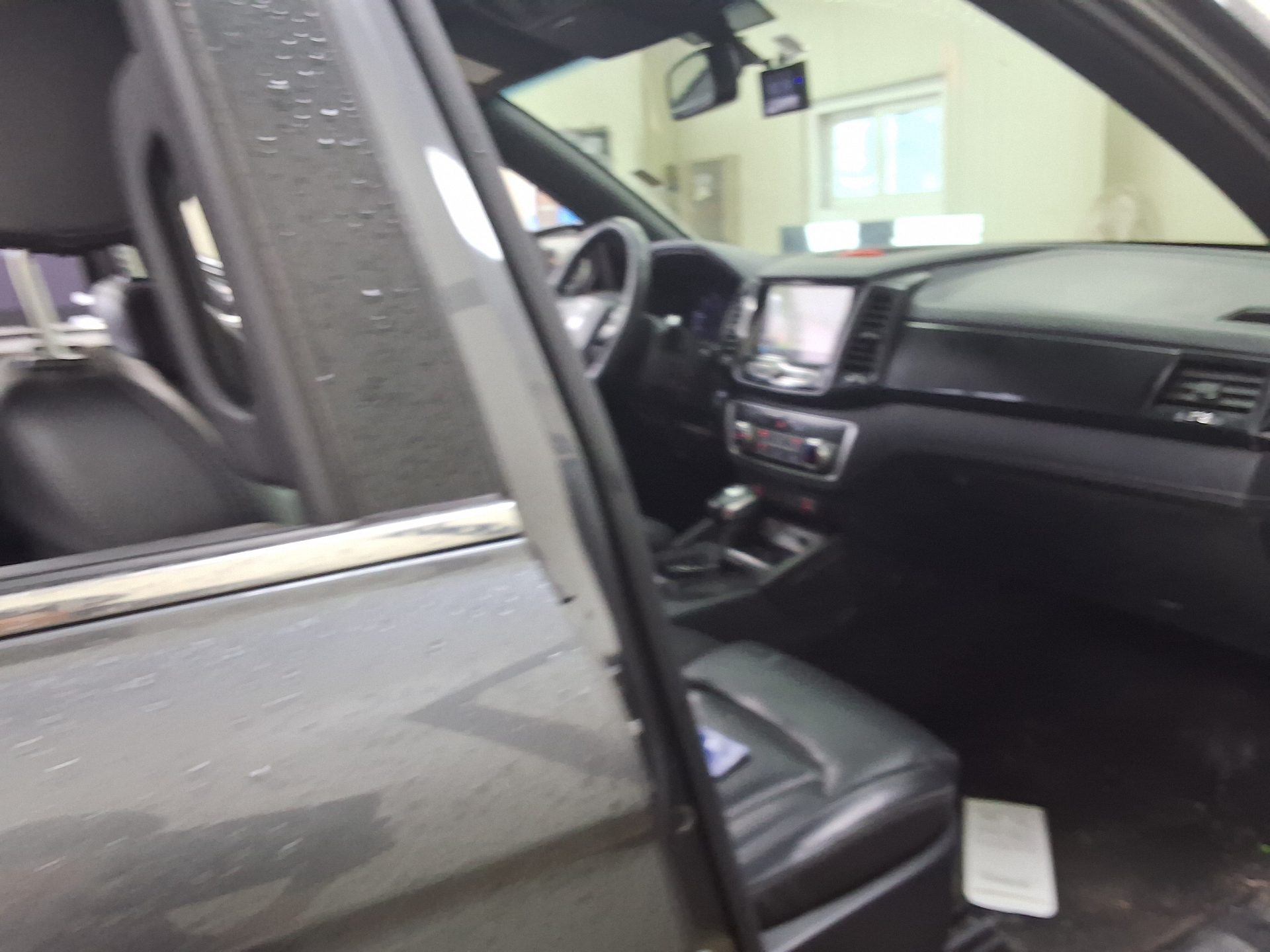 2020 - ssangyong rexton