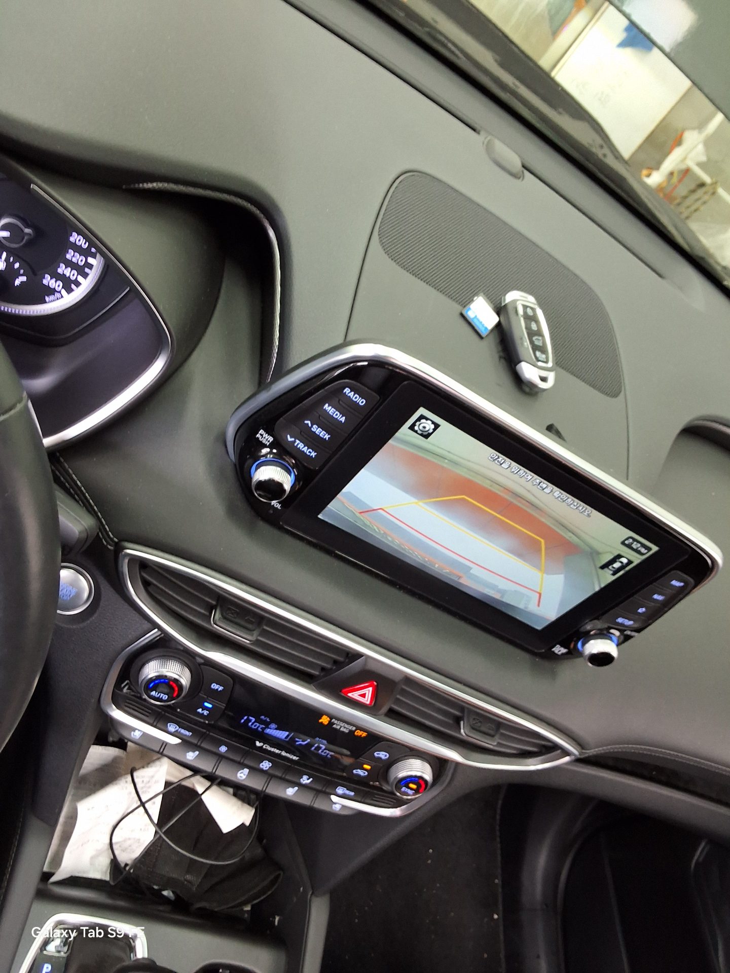 2019 - hyundai santa fe