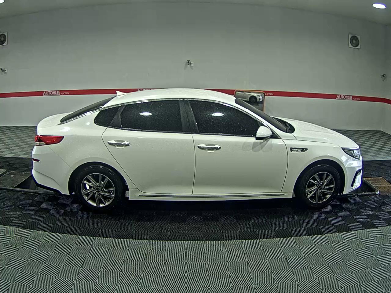 2020 - kia k5