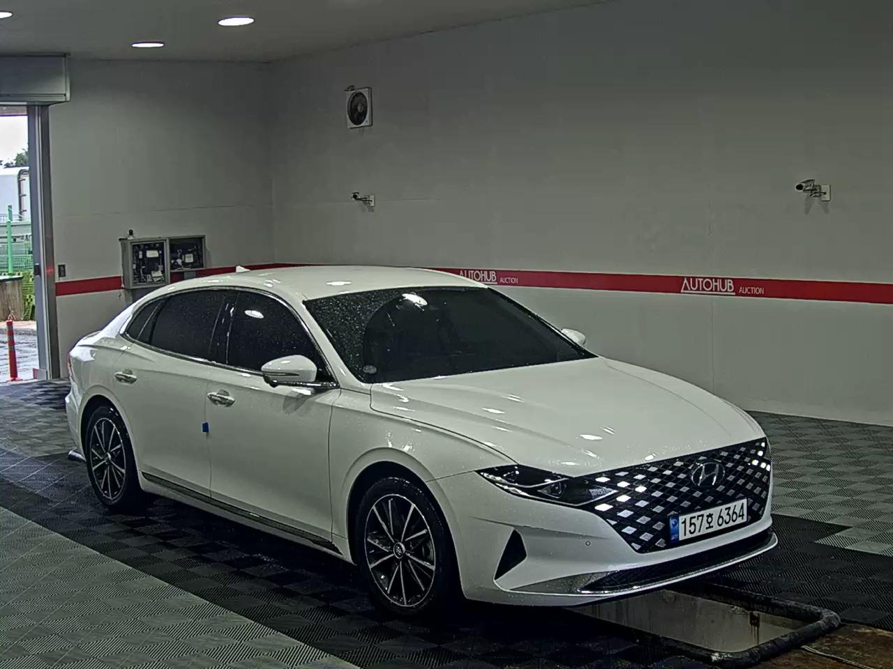 2022 - hyundai grandeur