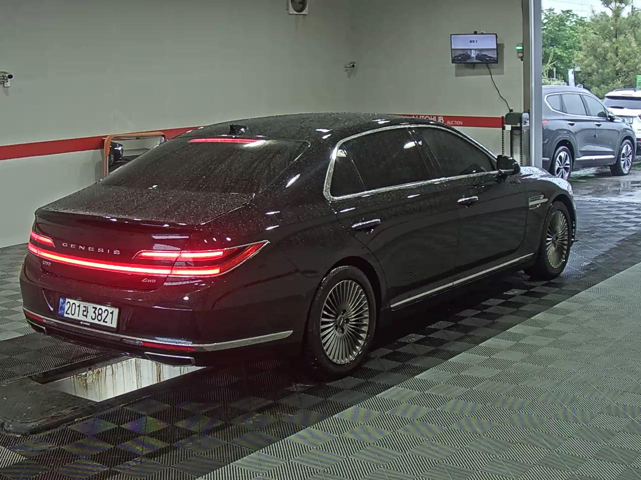 2021 - genesis g90