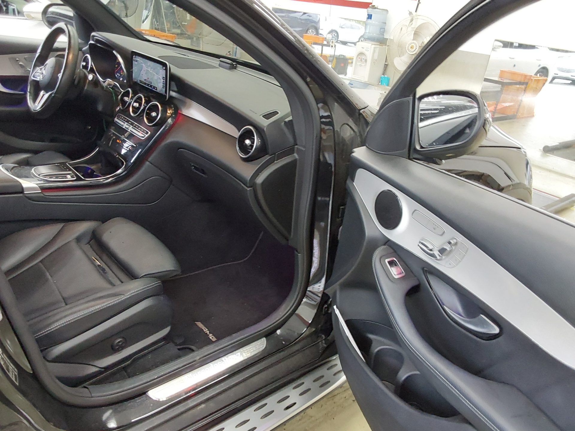 2021 - mercedes-benz glc 220d