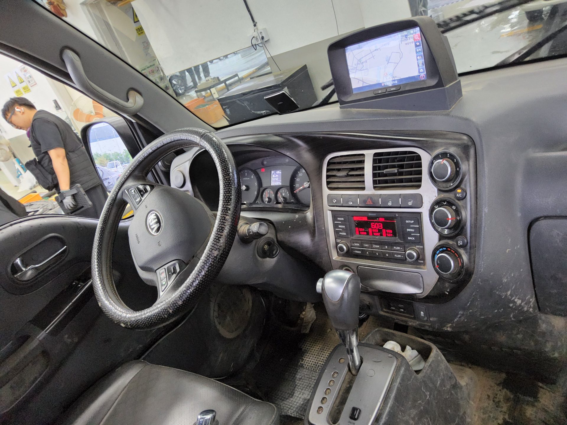 2017 - kia bongo