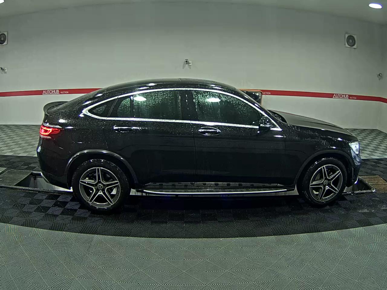2021 - mercedes-benz glc 220d