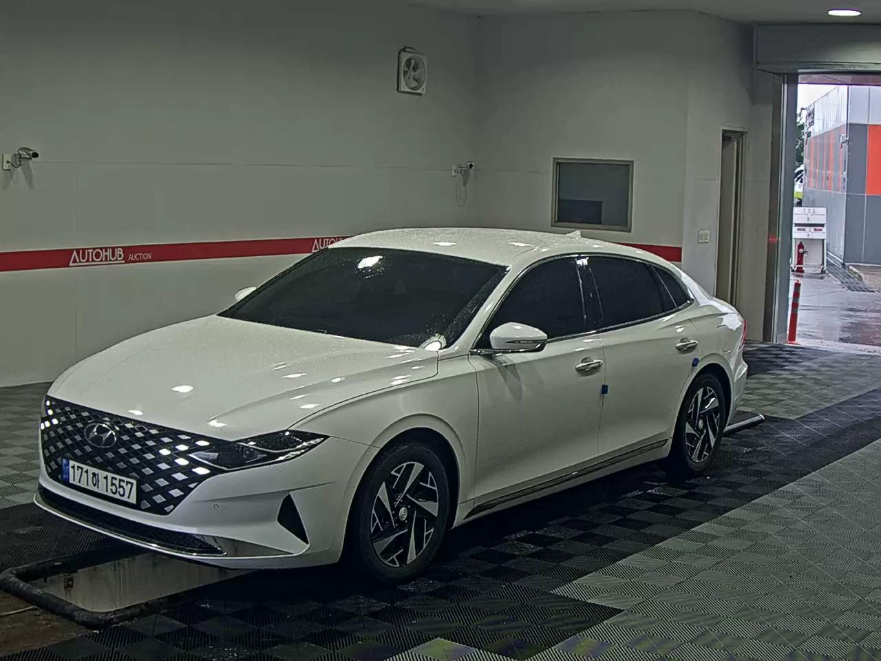2022 - hyundai grandeur