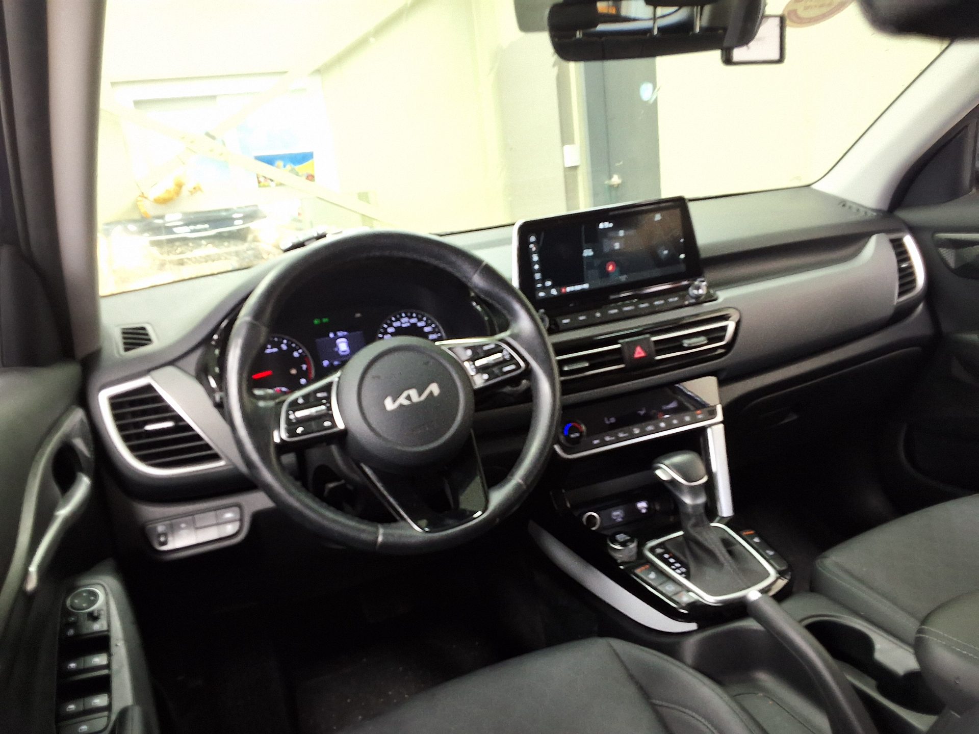2022 - kia seltos