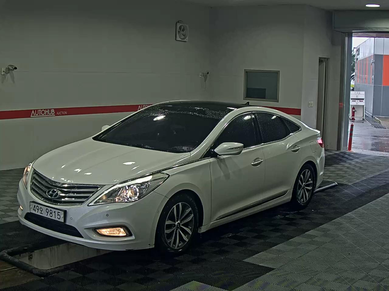 HYUNDAI GRANDEUR HG HG 240