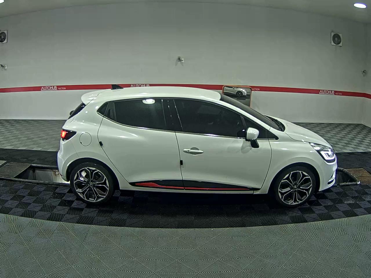 2019 - renault clio