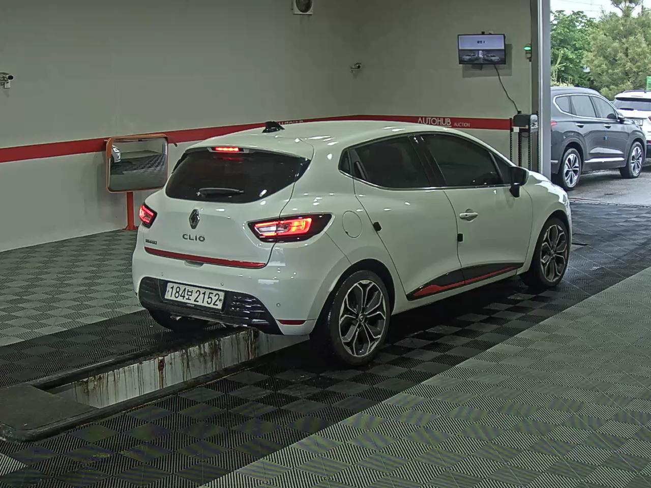 2019 - renault clio