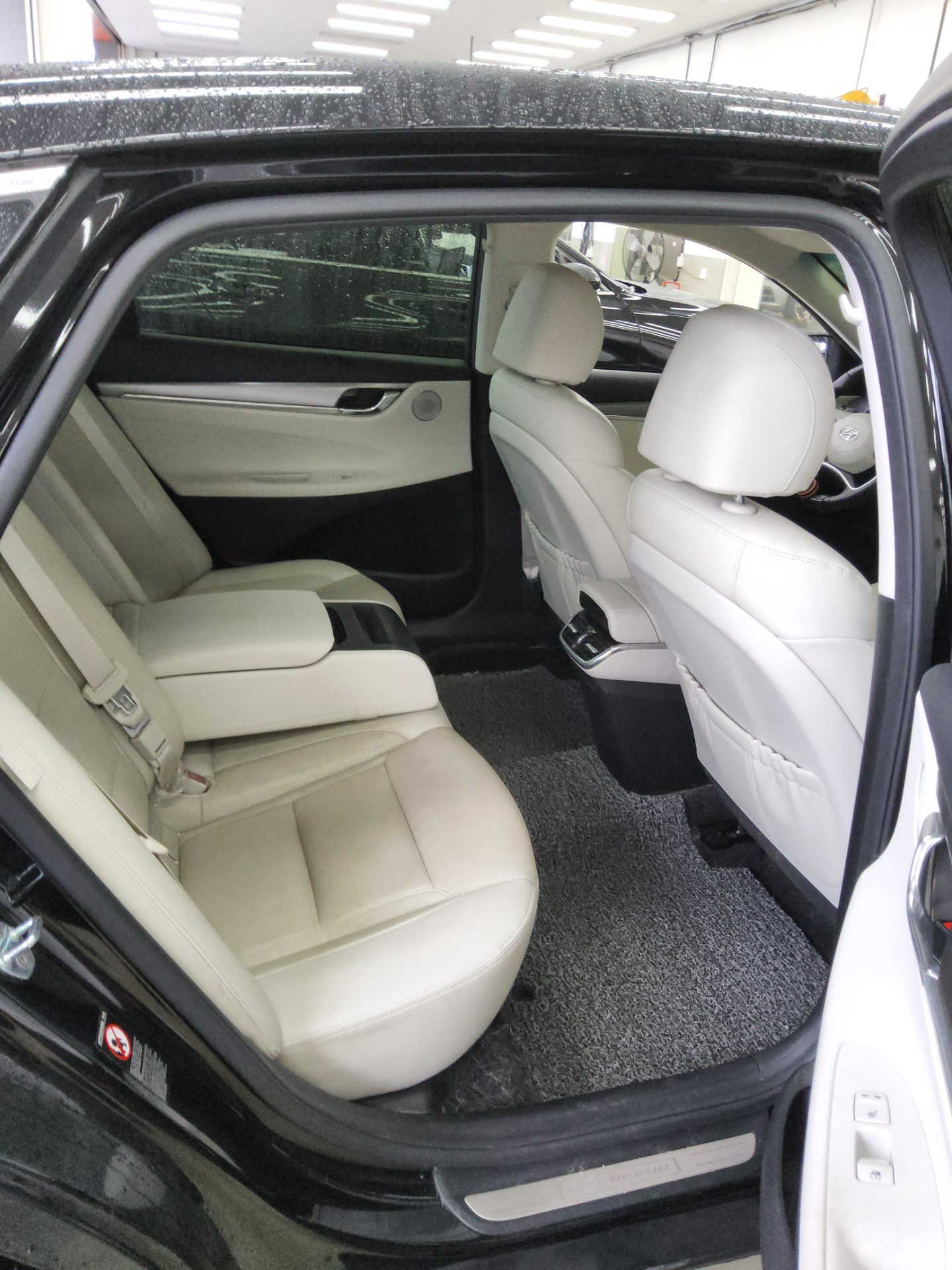 2022 - hyundai grandeur