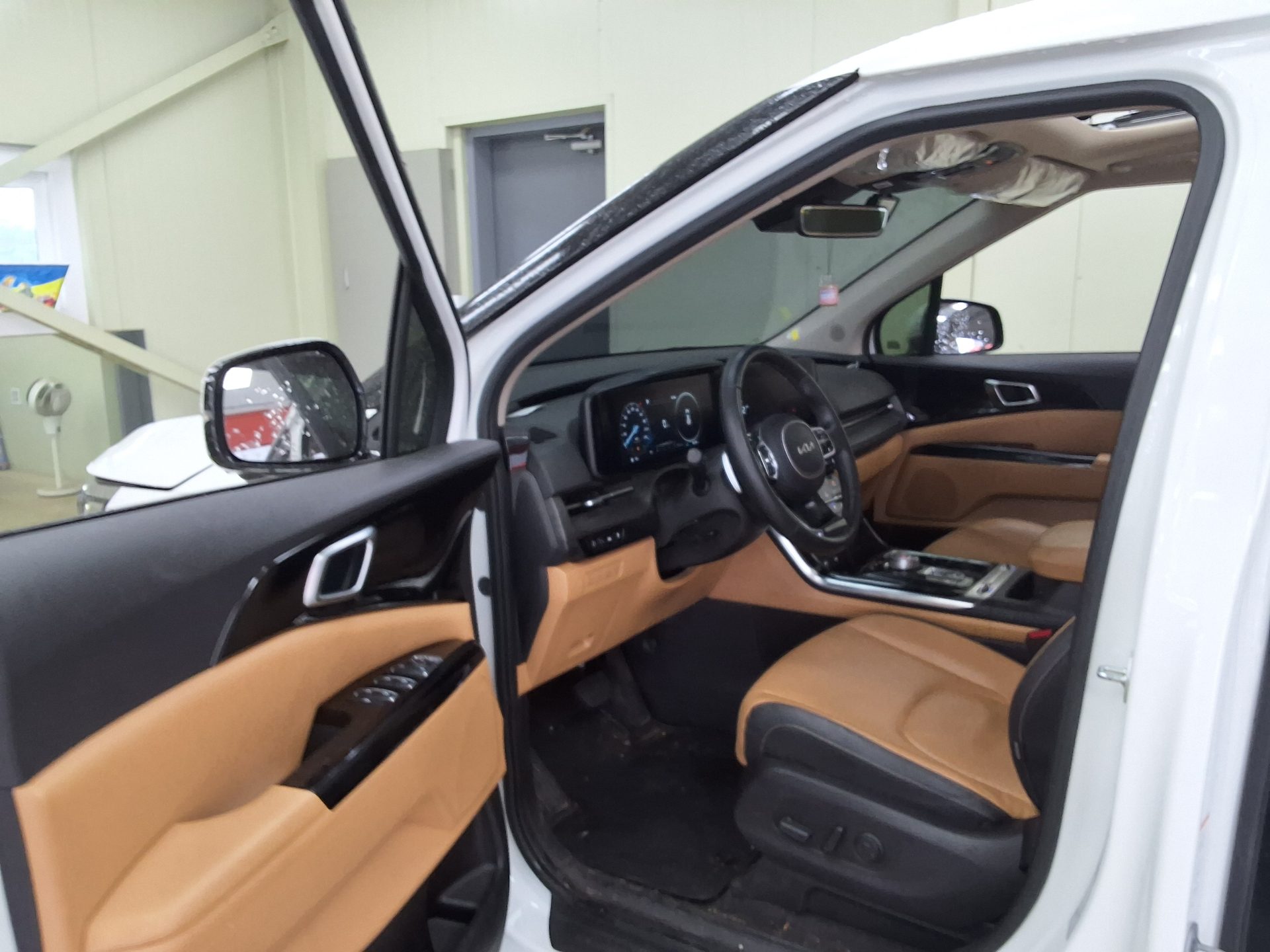 2023 - kia carnival