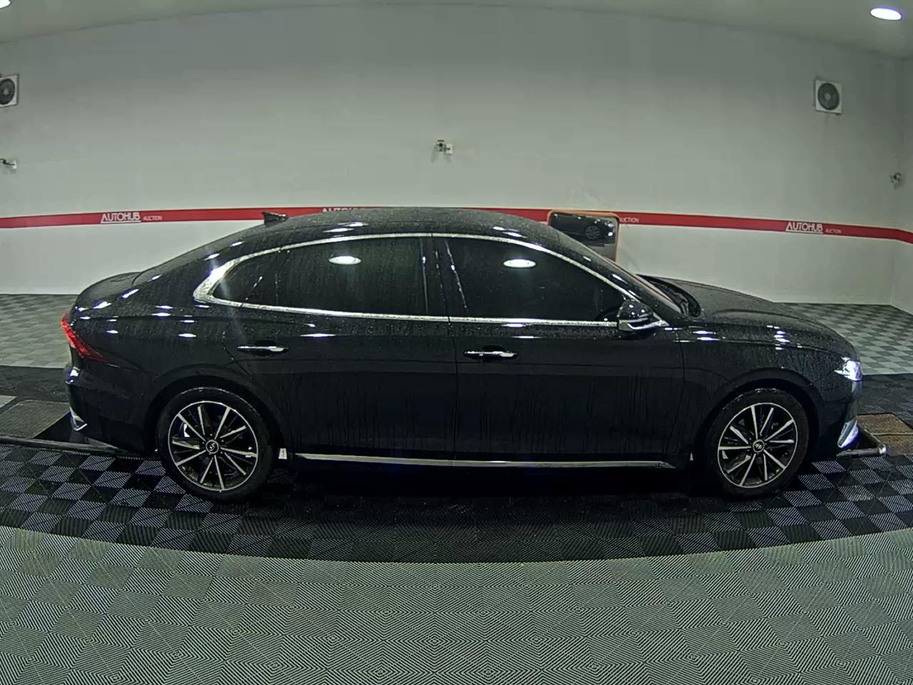 2022 - hyundai grandeur