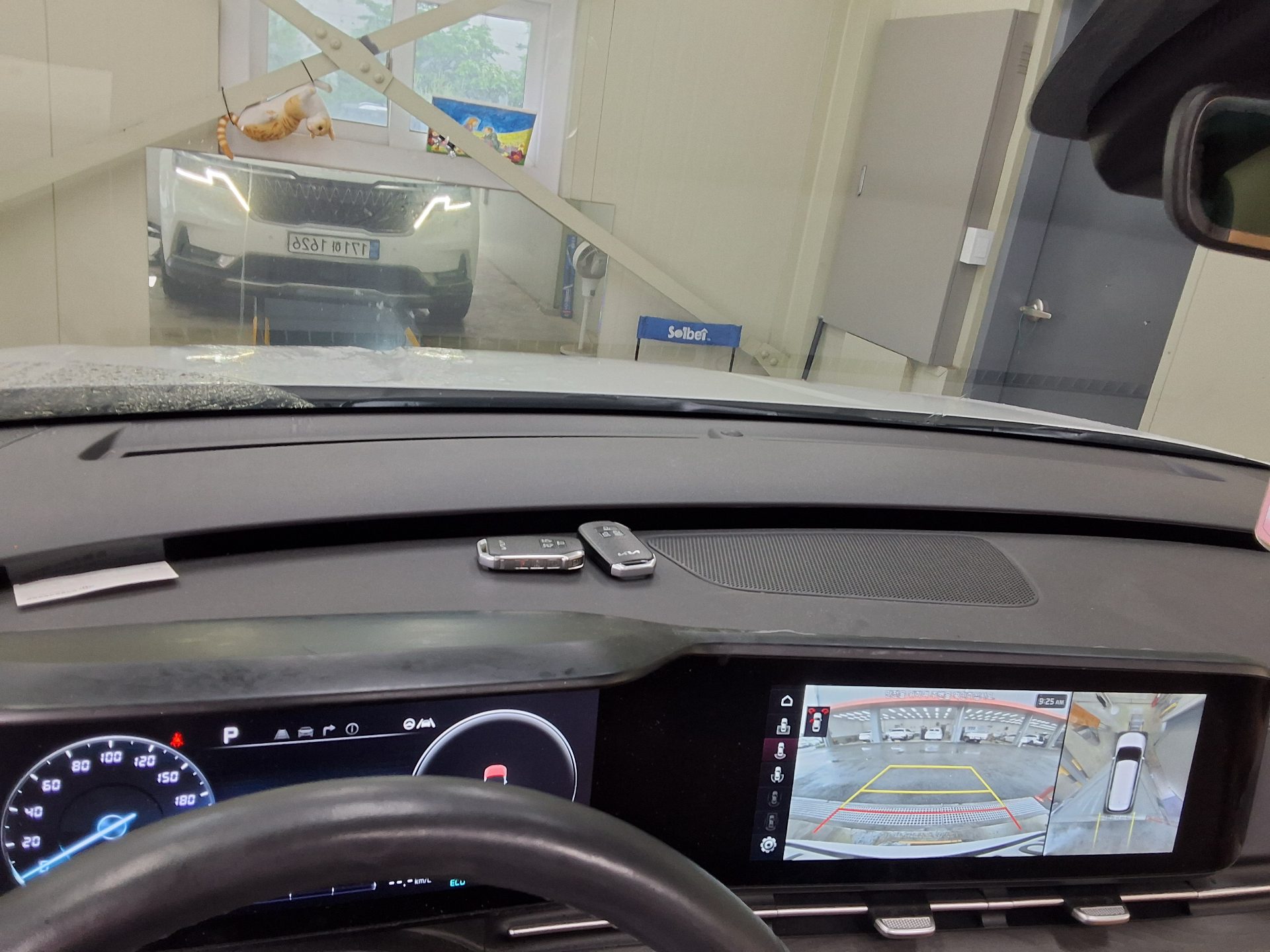 2023 - kia carnival