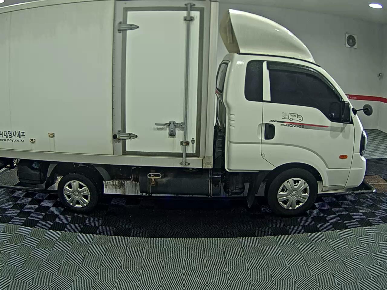 2021 - kia bongo