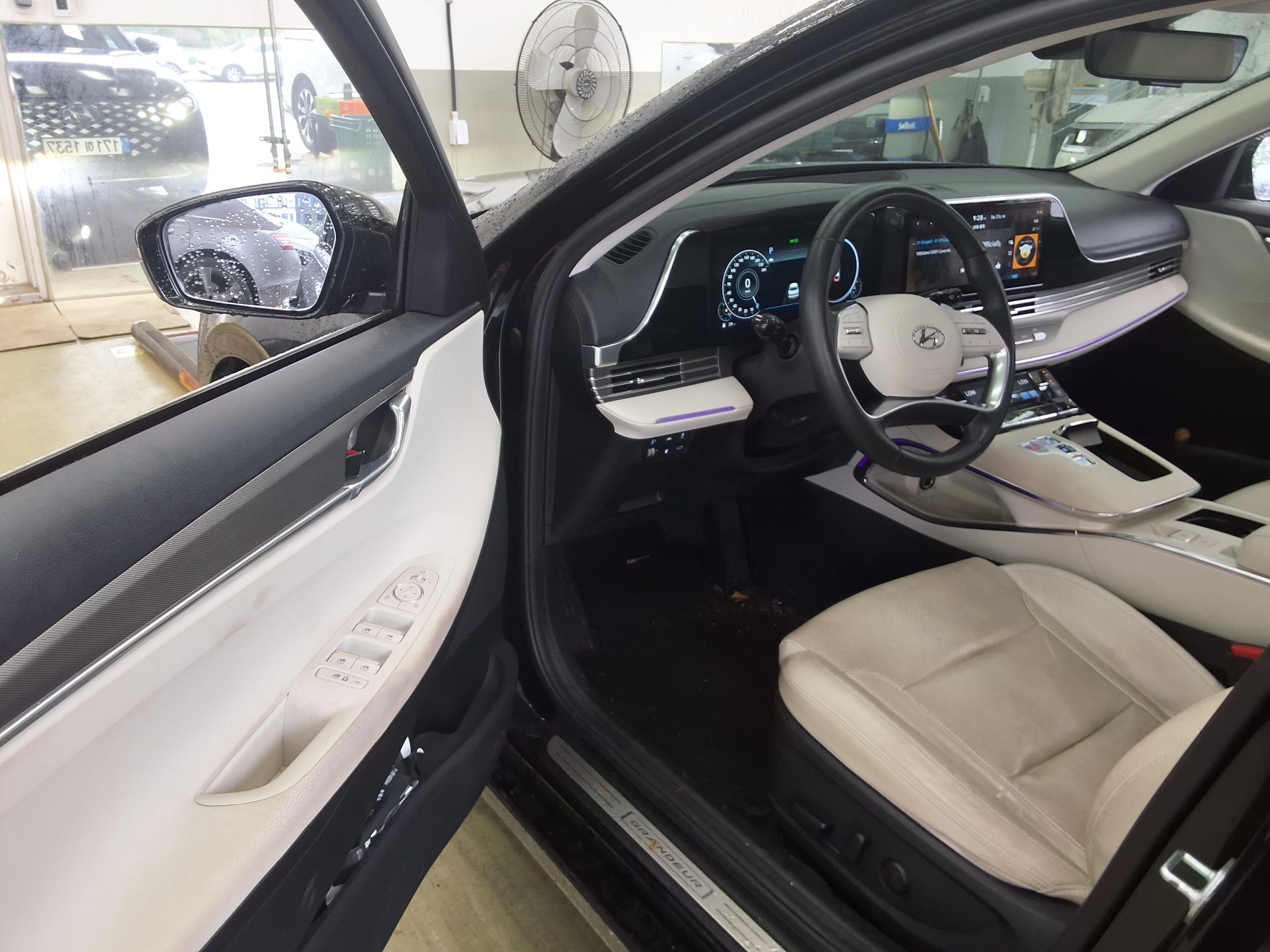 2022 - hyundai grandeur