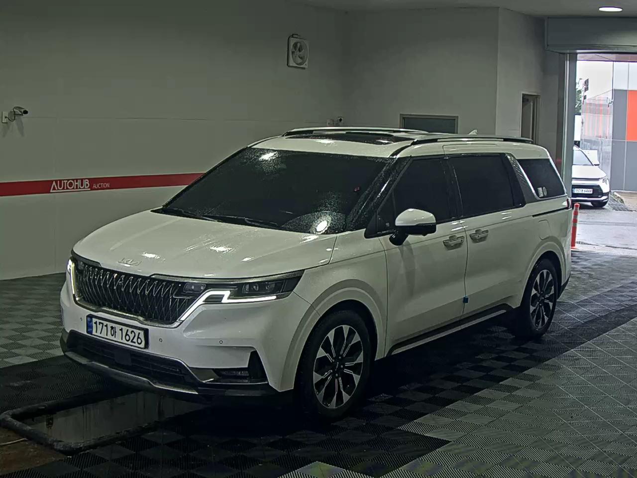 KIA CARNIVAL (KA4)