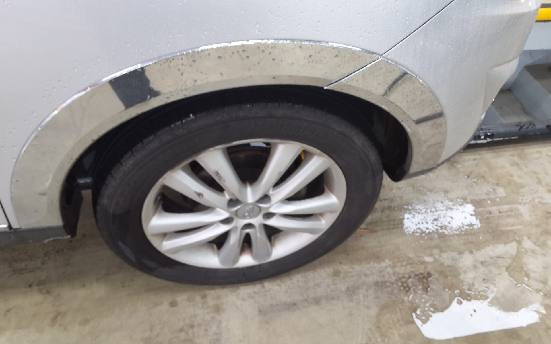 2011 - hyundai tucson