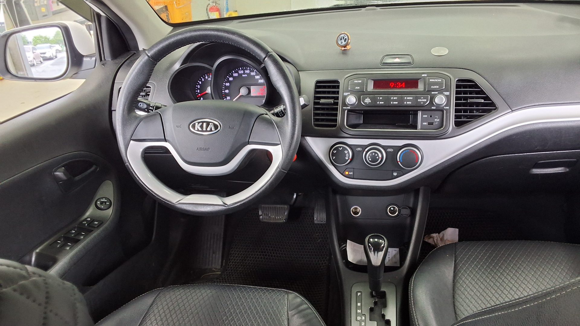 2012 - kia morning