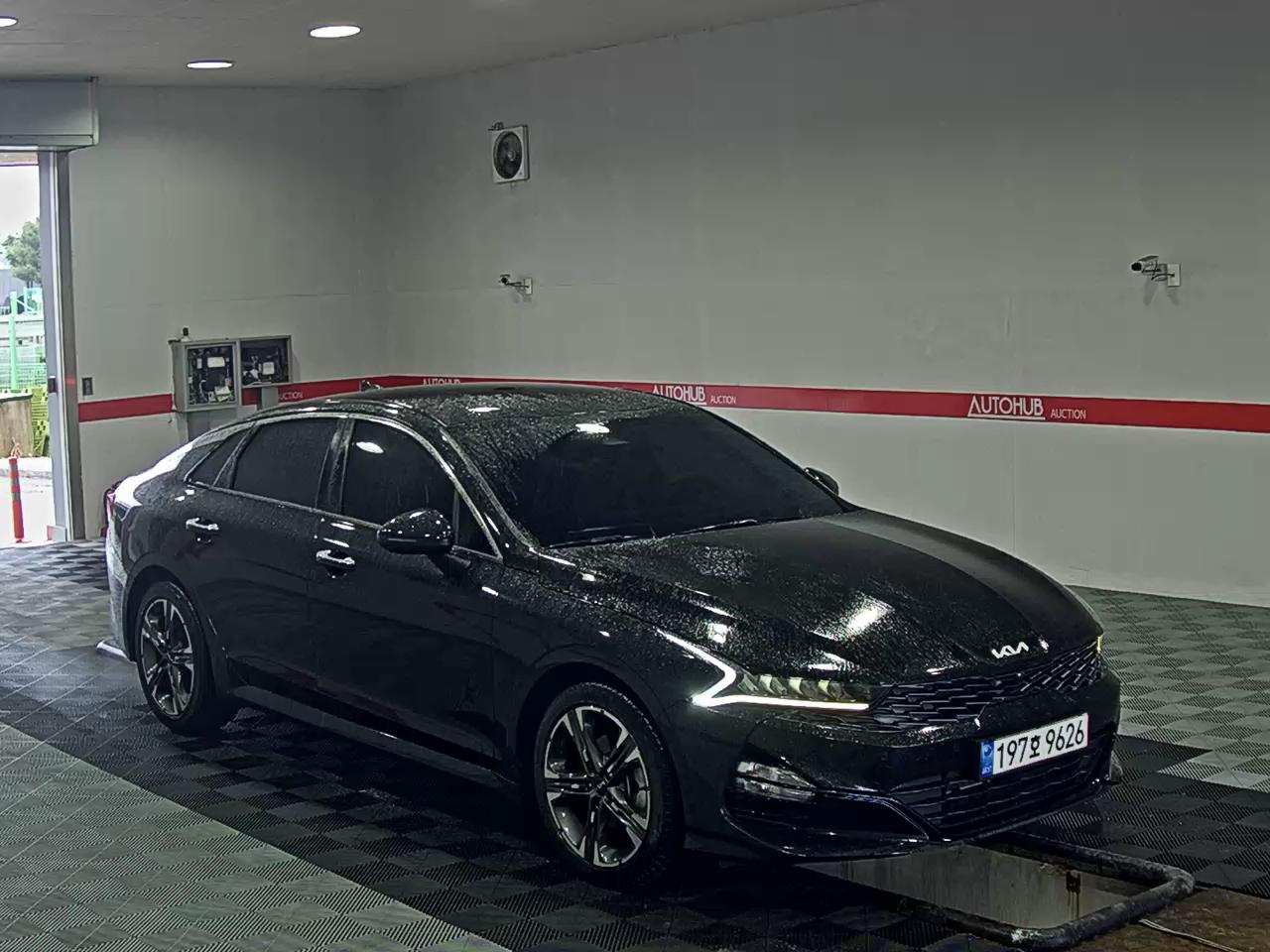 2022 - kia k5