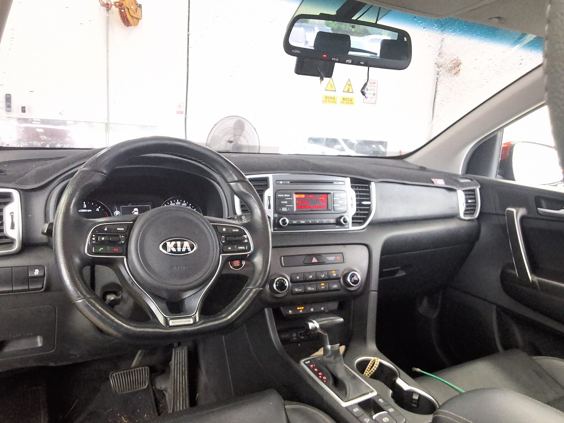 2016 - kia sportage