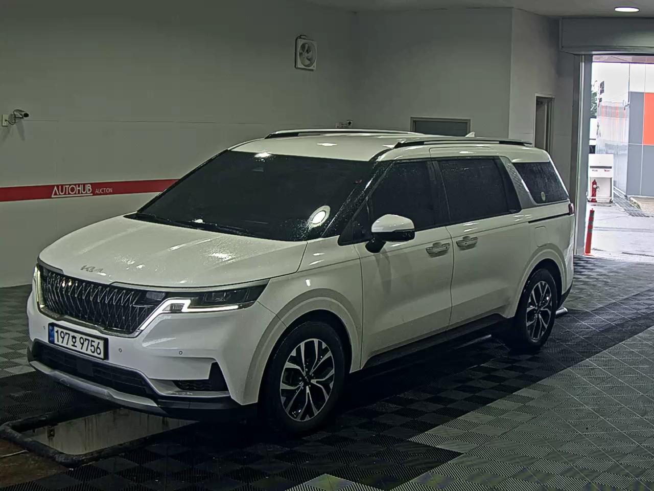 KIA CARNIVAL (KA4)