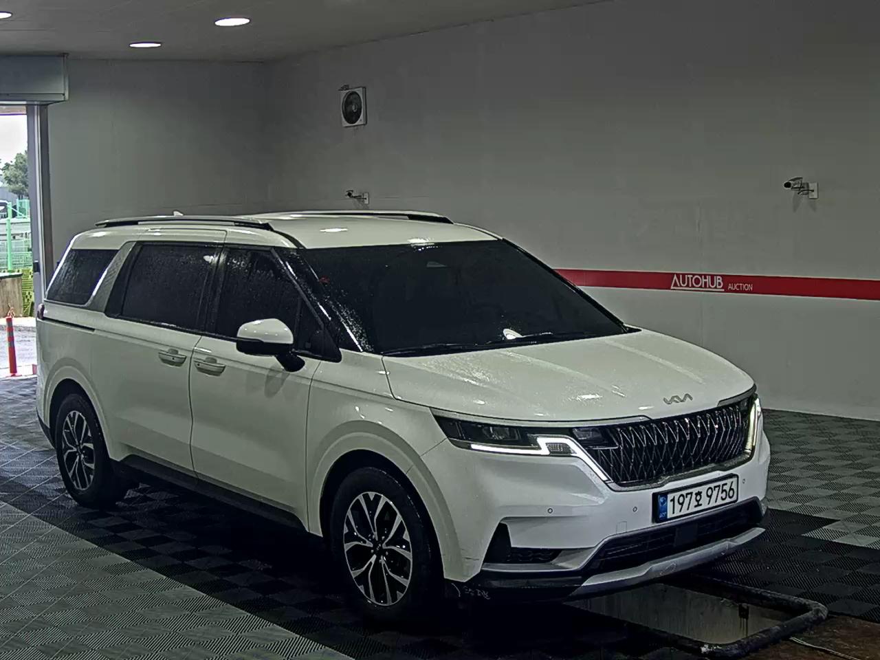 2022 - kia carnival