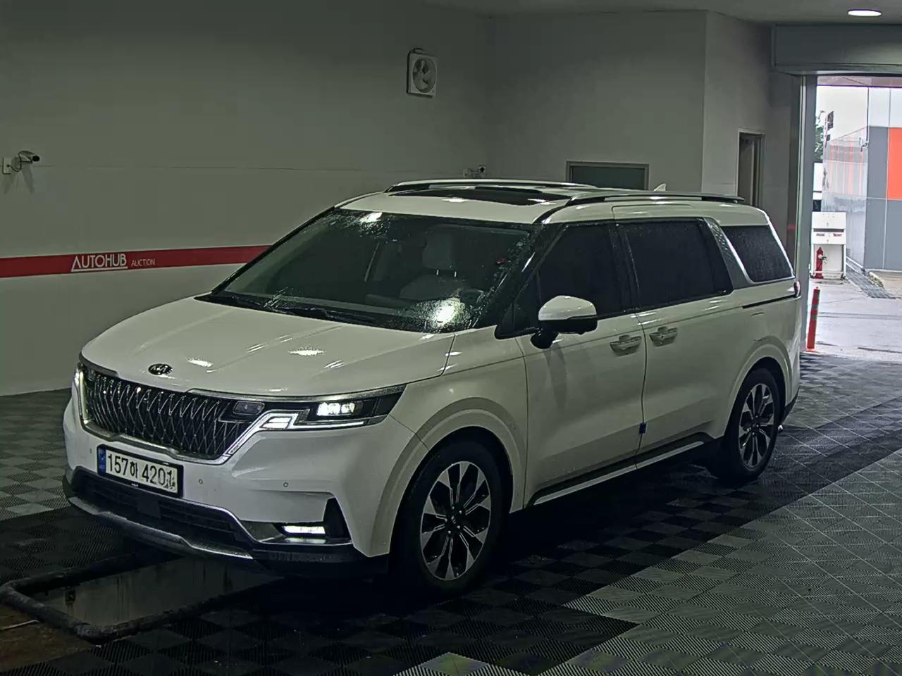 KIA CARNIVAL (KA4)