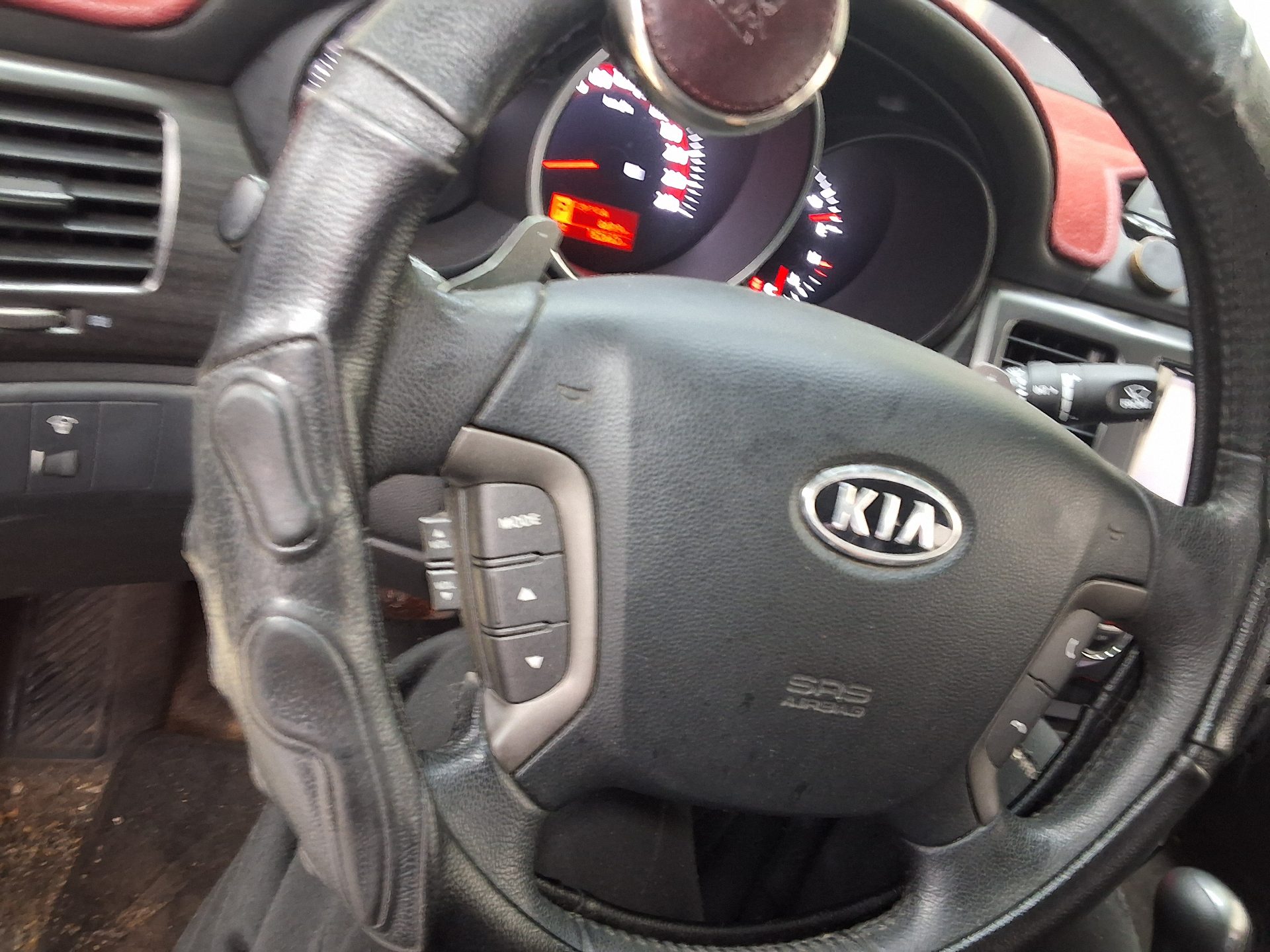 2010 - kia lotze